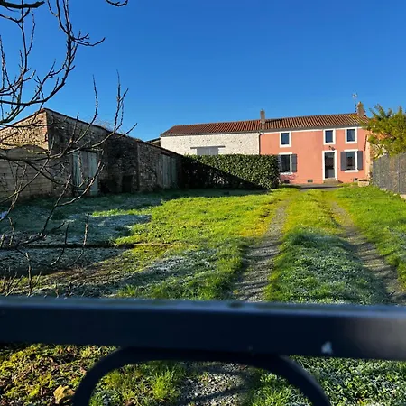 Corps De Ferme Nyaraló
