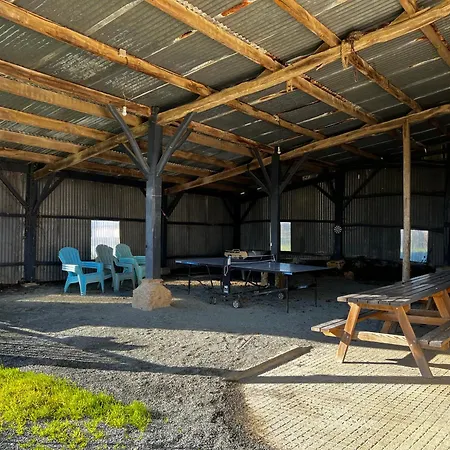 Corps De Ferme * La Réorthe