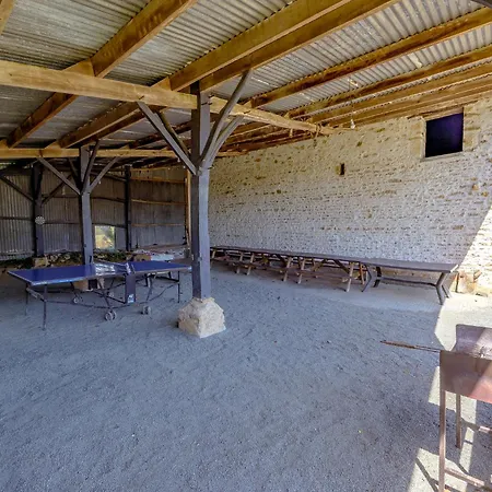 Corps De Ferme La Réorthe