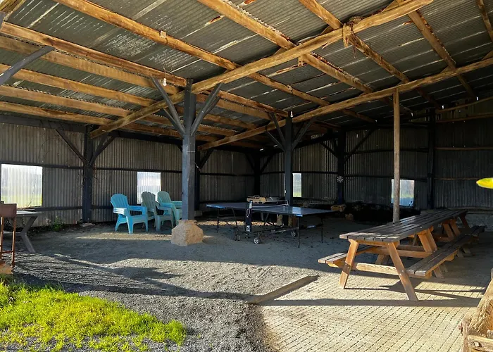 Corps De Ferme * La Réorthe